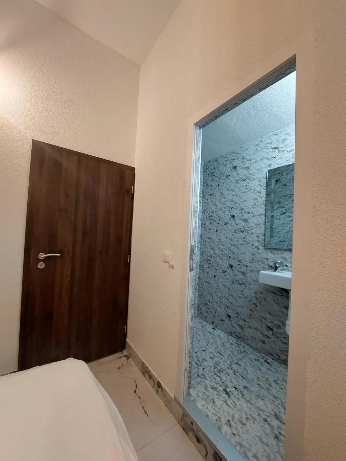 Hotel Inn Prizren Eksteriør billede